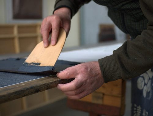 découvrez l'artisanat sous toutes ses formes, où la passion rencontre la précision. explorez des techniques traditionnelles et modernes, et admirez le savoir-faire unique des artisans qui donnent vie à des créations exceptionnelles. plongez dans un monde où chaque pièce raconte une histoire et où l'excellence se manifeste à travers des matériaux choisis avec soin.