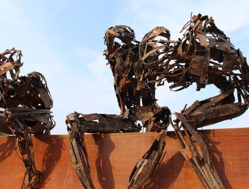 découvrez l'art contemporain sous toutes ses formes : peintures, sculptures et installations qui redéfinissent les frontières de la créativité. plongez dans un monde d'innovations artistiques et d'expressions avant-gardistes qui reflètent les enjeux de notre époque.