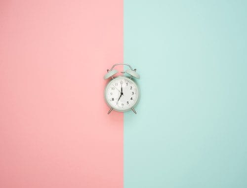 découvrez l'univers fascinant des voyages dans le temps, où passé et futur s'entrelacent. explorez les théories, les récits et les possibilités infinies de quitter le présent pour vivre des aventures à travers les âges.