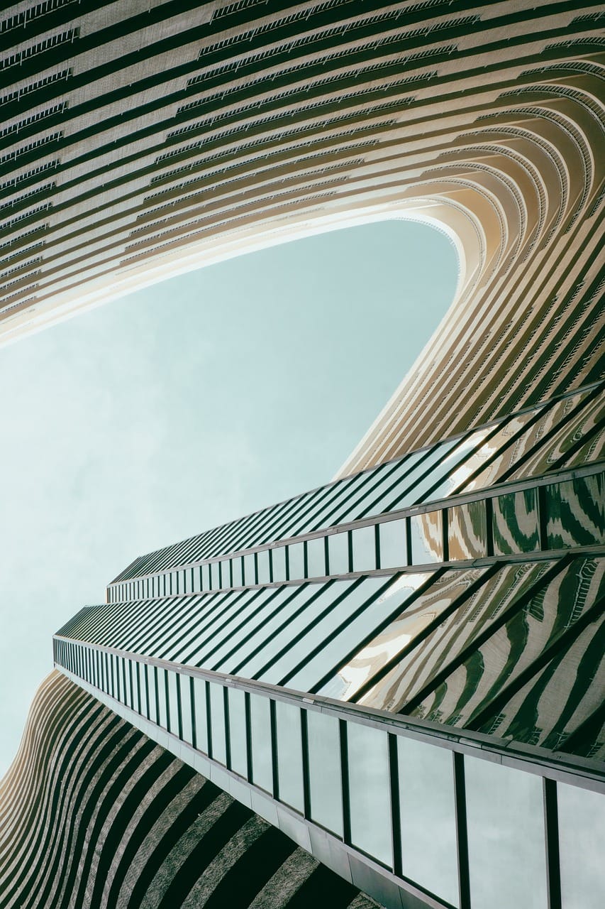 découvrez l'univers fascinant de l'architecture, un art qui allie créativité et technique pour concevoir des espaces emblématiques et fonctionnels. explorez les styles architecturaux, les tendances contemporaines et l'impact de l'architecture sur notre quotidien.